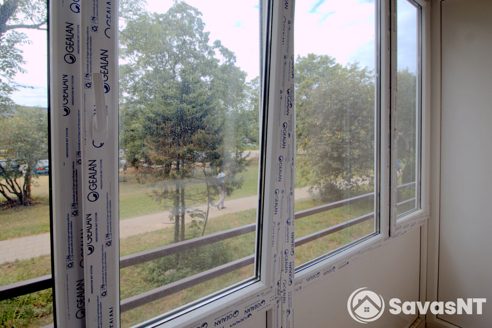 Renovuotama name, Žirmūnuose parduodamas vieno kambario butas.