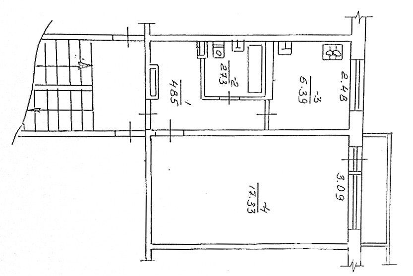 Renovuotama name, Žirmūnuose parduodamas vieno kambario butas.