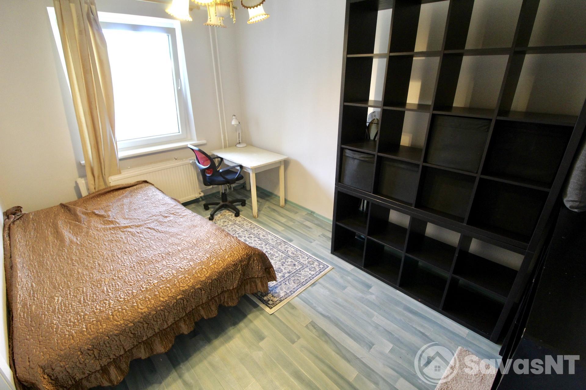 Nuomojamas trijų kambarių butas Fabijoniškių gatvėje