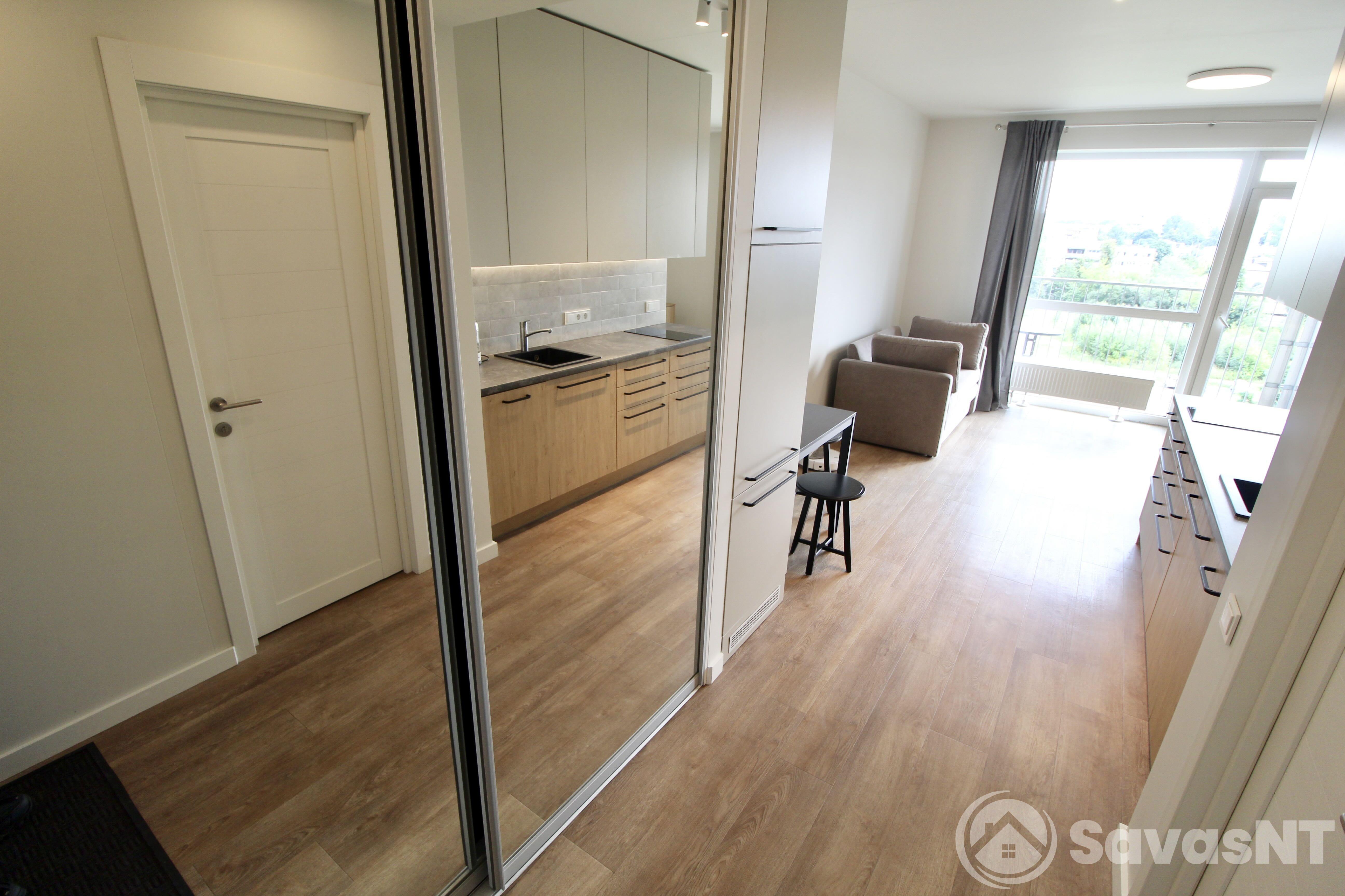 Nuomojamas 1,5 kambario butas Linkmenų g.