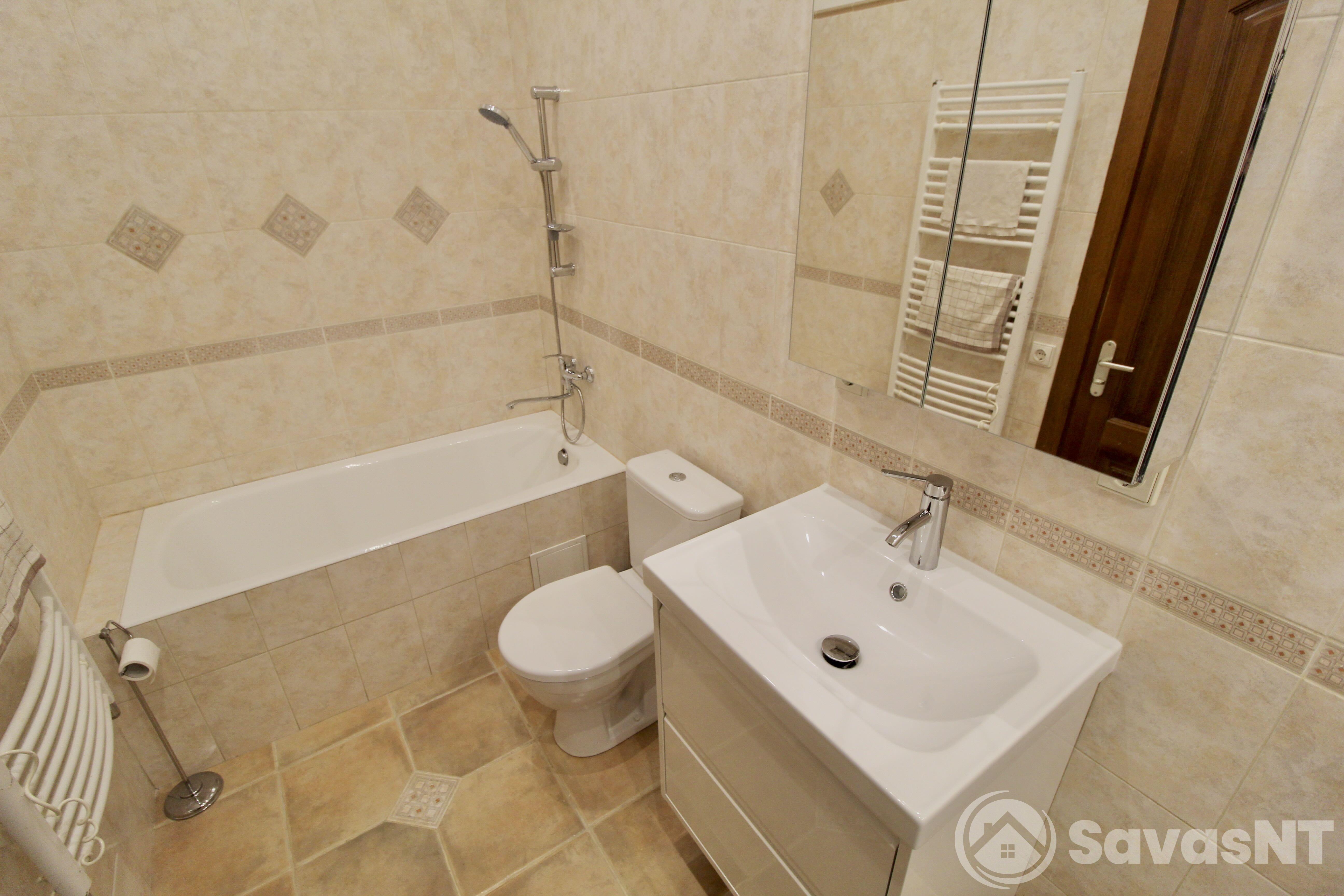 Nuomojamas 2 kambarių butas Šv. Stepono gatvėje