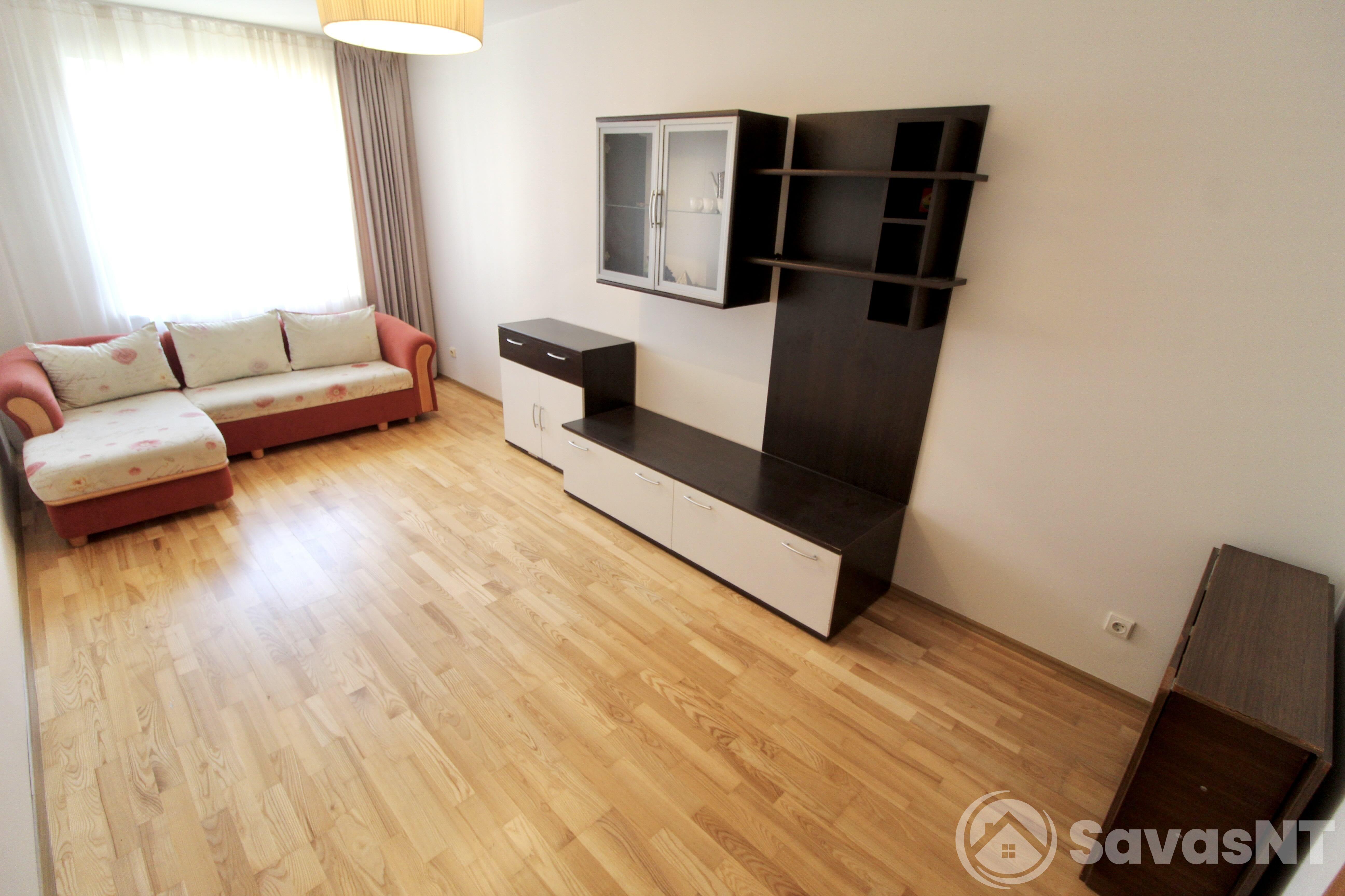 Nuomojamas 3 kambarių butas Ukmergės gatvėje