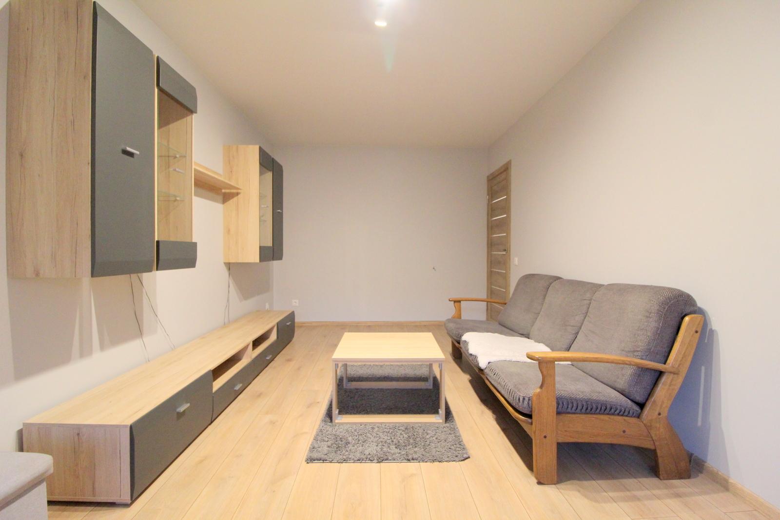 Nuomojamas 2k. butas, Žirmunų g.