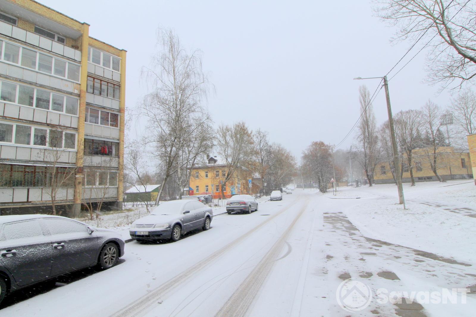 2 atskirų kambarių butas Stadiono g. šalia Senamiesčio