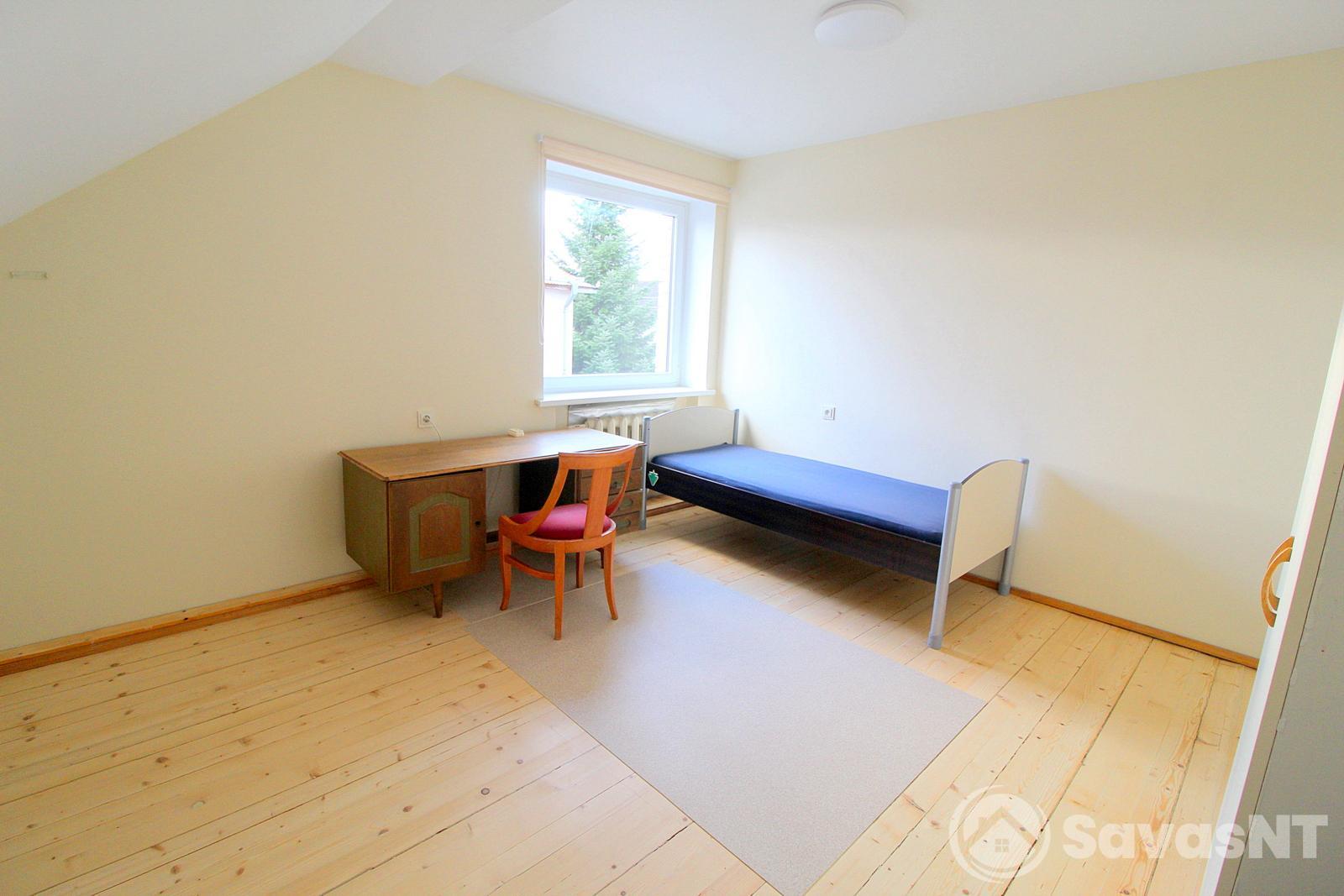 3 atskirų kambarių butas Balsiuose