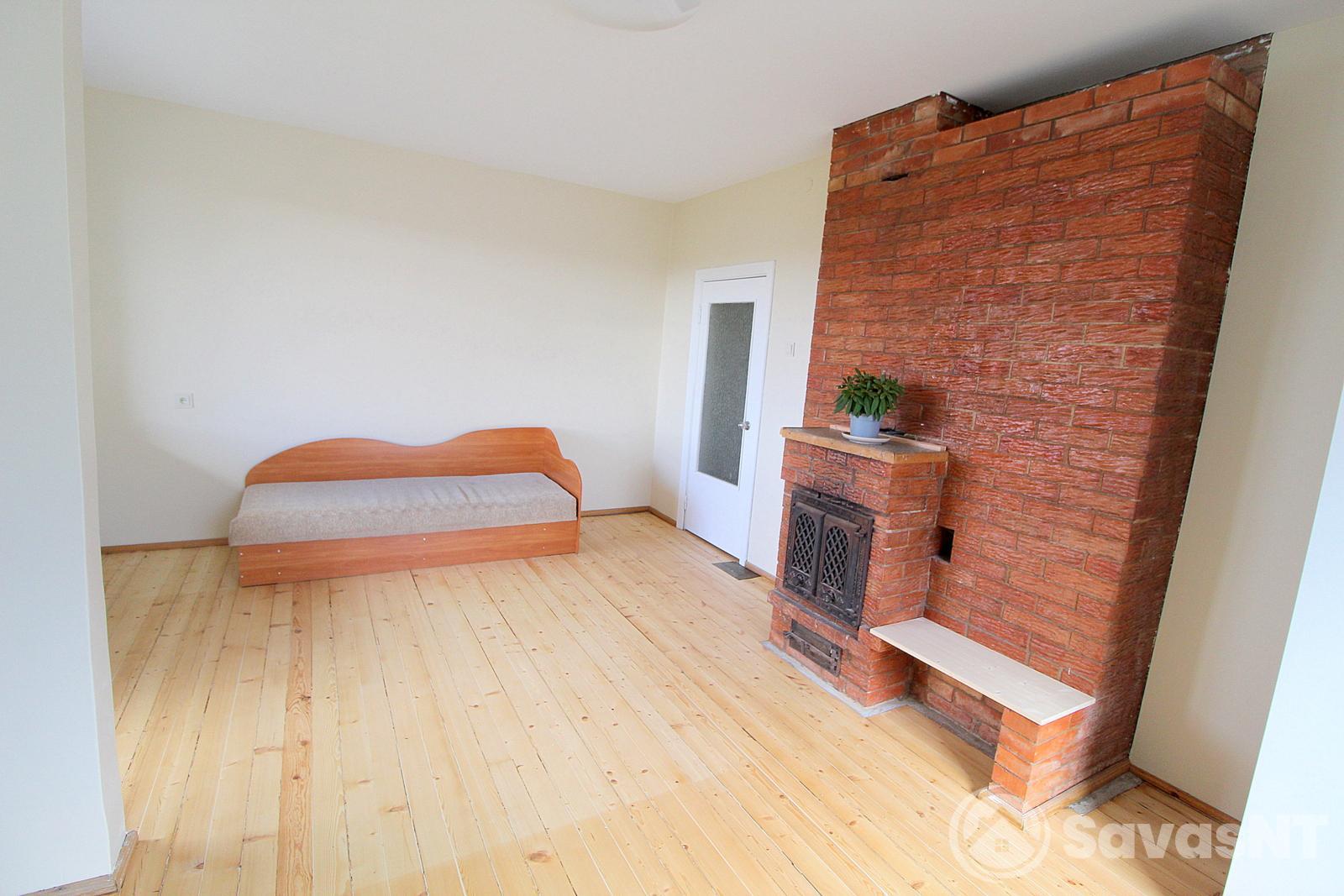 3 atskirų kambarių butas Balsiuose