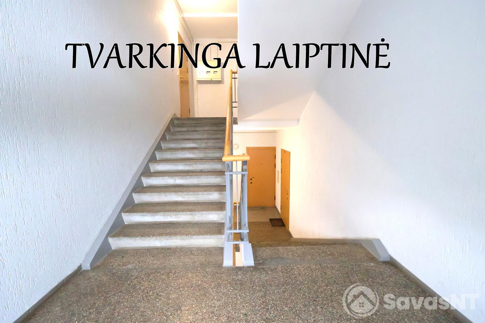 Ateities g. šalia PC Mandarinas nuomojamas trijų kambarių butas