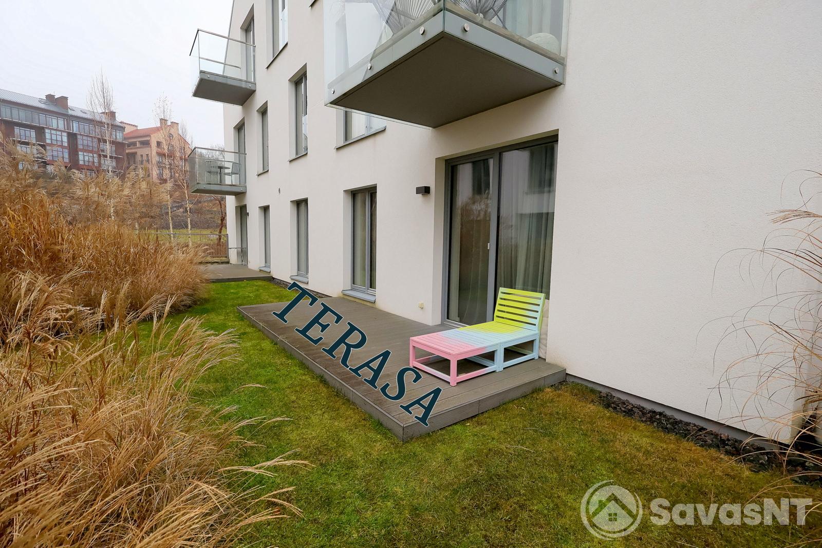 Aukštaičių gatvėje nuomojamas dviejų kambarių butas su TERASA