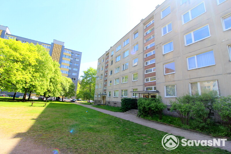 Nuomojamas kambarys 4 kambarių bute