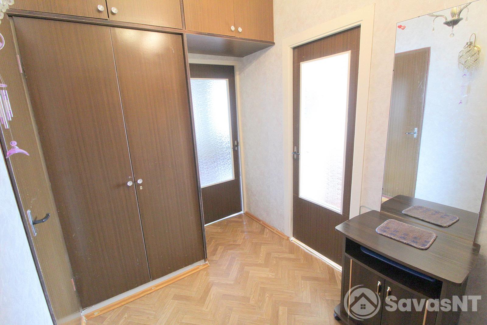 Justiniškėse, Taikos g. nuomojamas dviejų atskirų (nepereinamų) kambarių butas