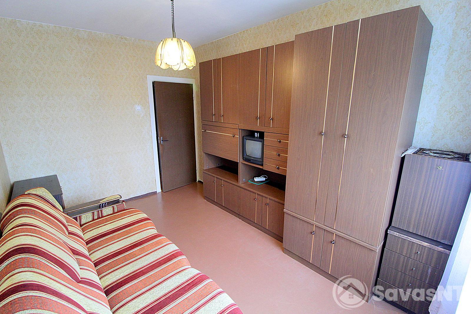 Justiniškėse, Taikos g. nuomojamas dviejų atskirų (nepereinamų) kambarių butas