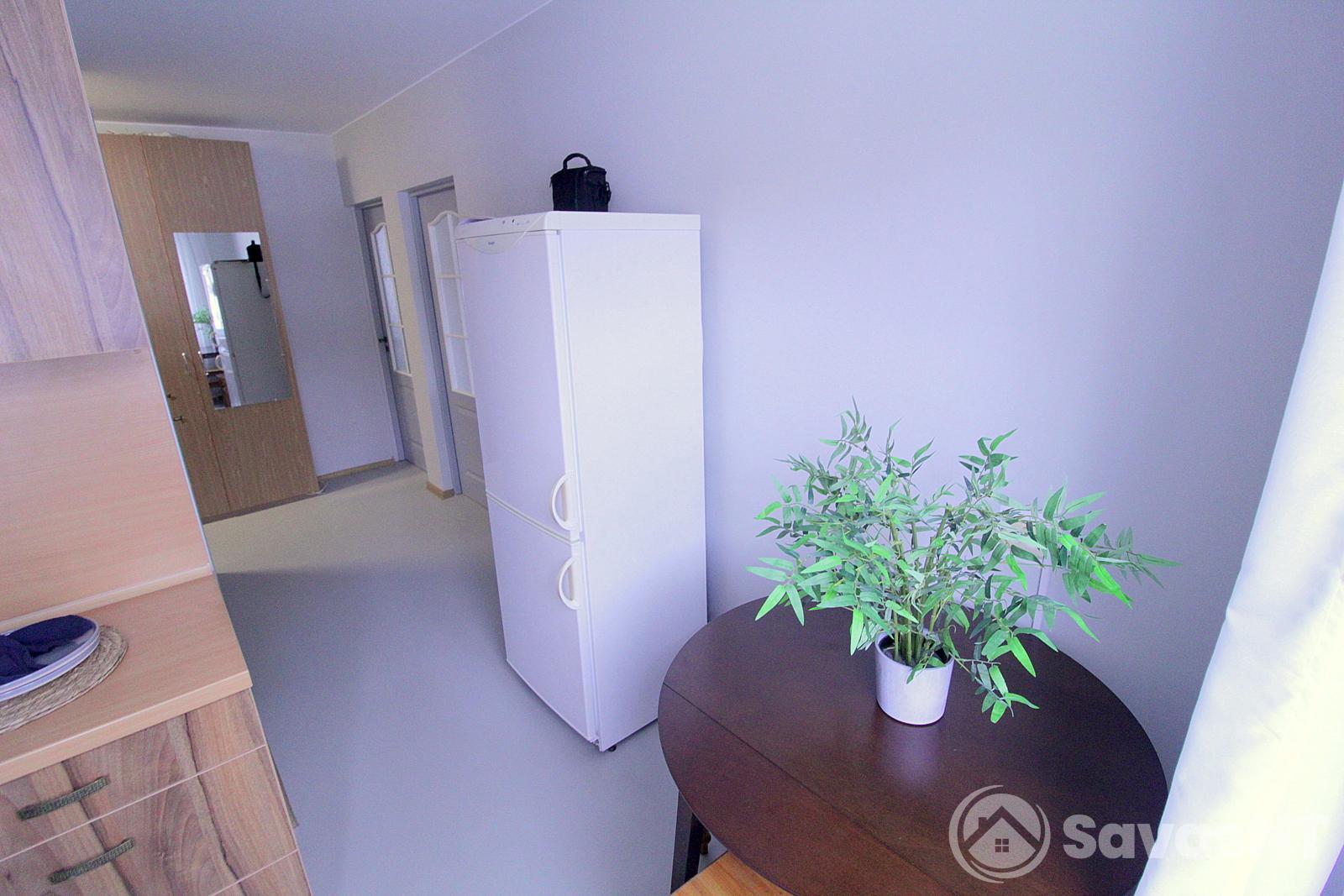 Viršuliškėse nuomojamas naujai suremontuotas dviejų nepereinamų kambarių butas