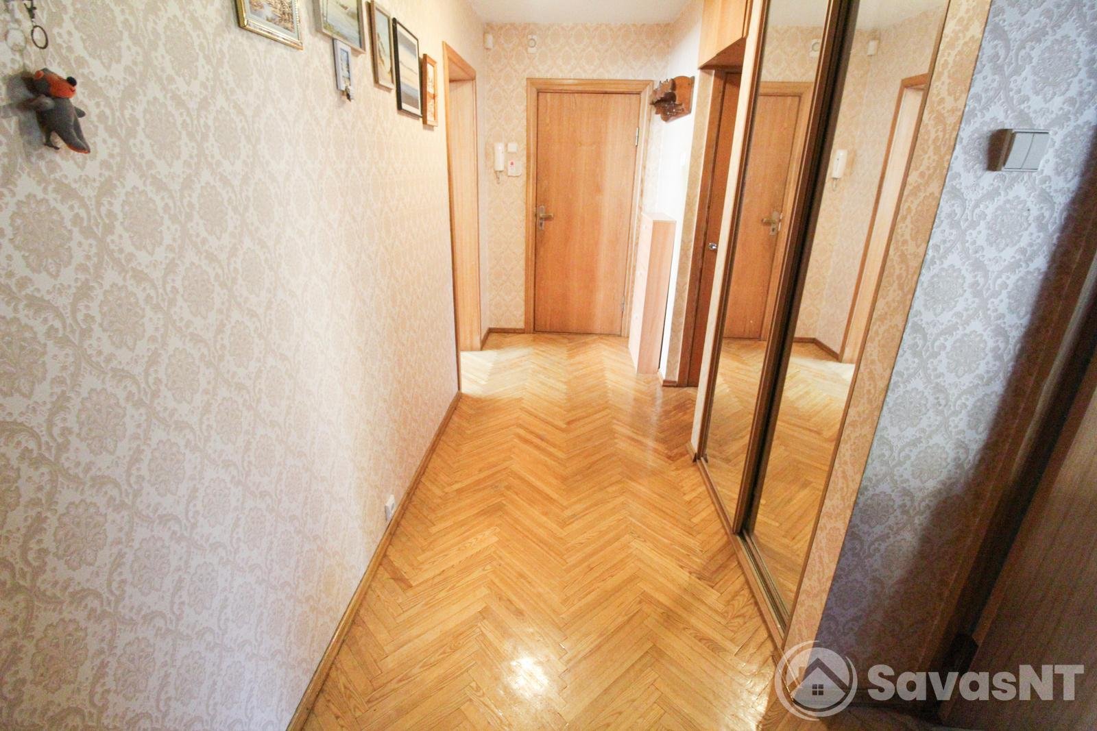 Nuomojamas TRIJŲ ATSKIRŲ kambarių butas A. Vivulskio g.