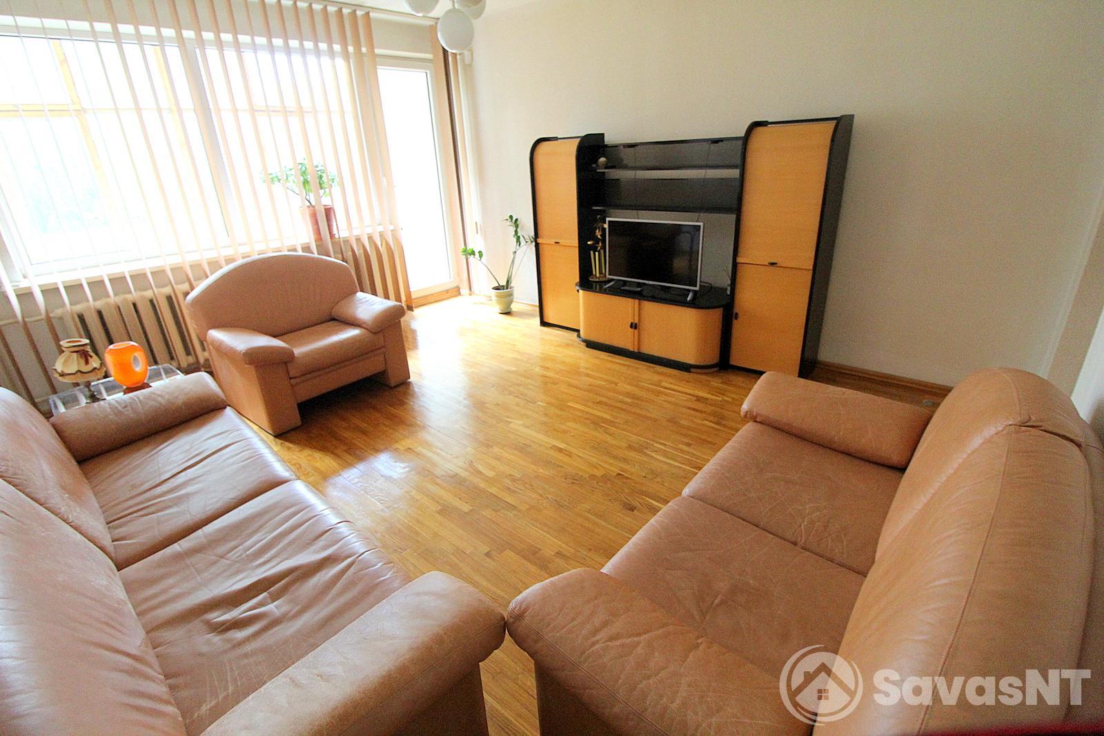 Senamiestyje, A. Vivulskio g. nuomojamas 4 (keturių) atskirų kambarių butas