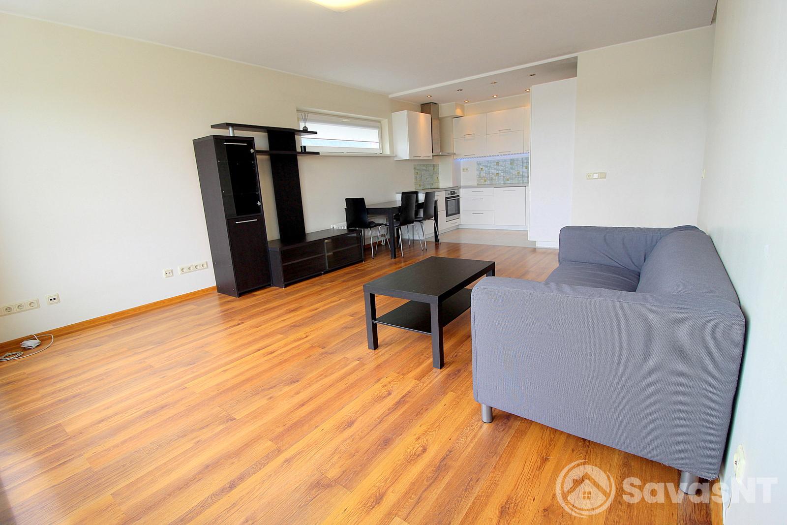 Nuomojamas dviejų kambarių butas Vėtrungių g. Fabijoniškėse