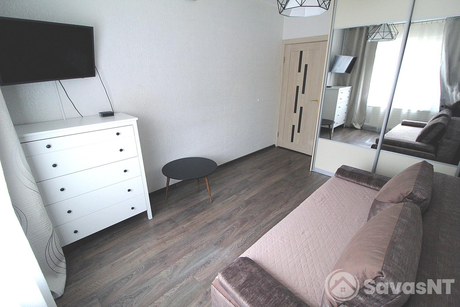 Nuomojamas dviejų kambarių butas Žemynos g. Pašilaičiuose