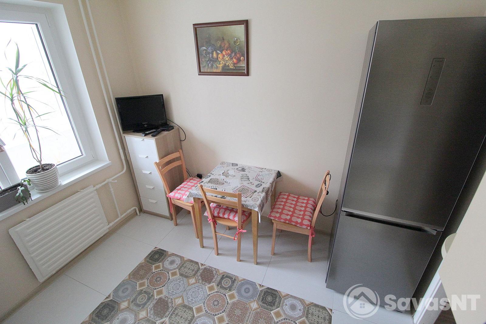 Nuomojamas dviejų kambarių butas Žemynos g. Pašilaičiuose