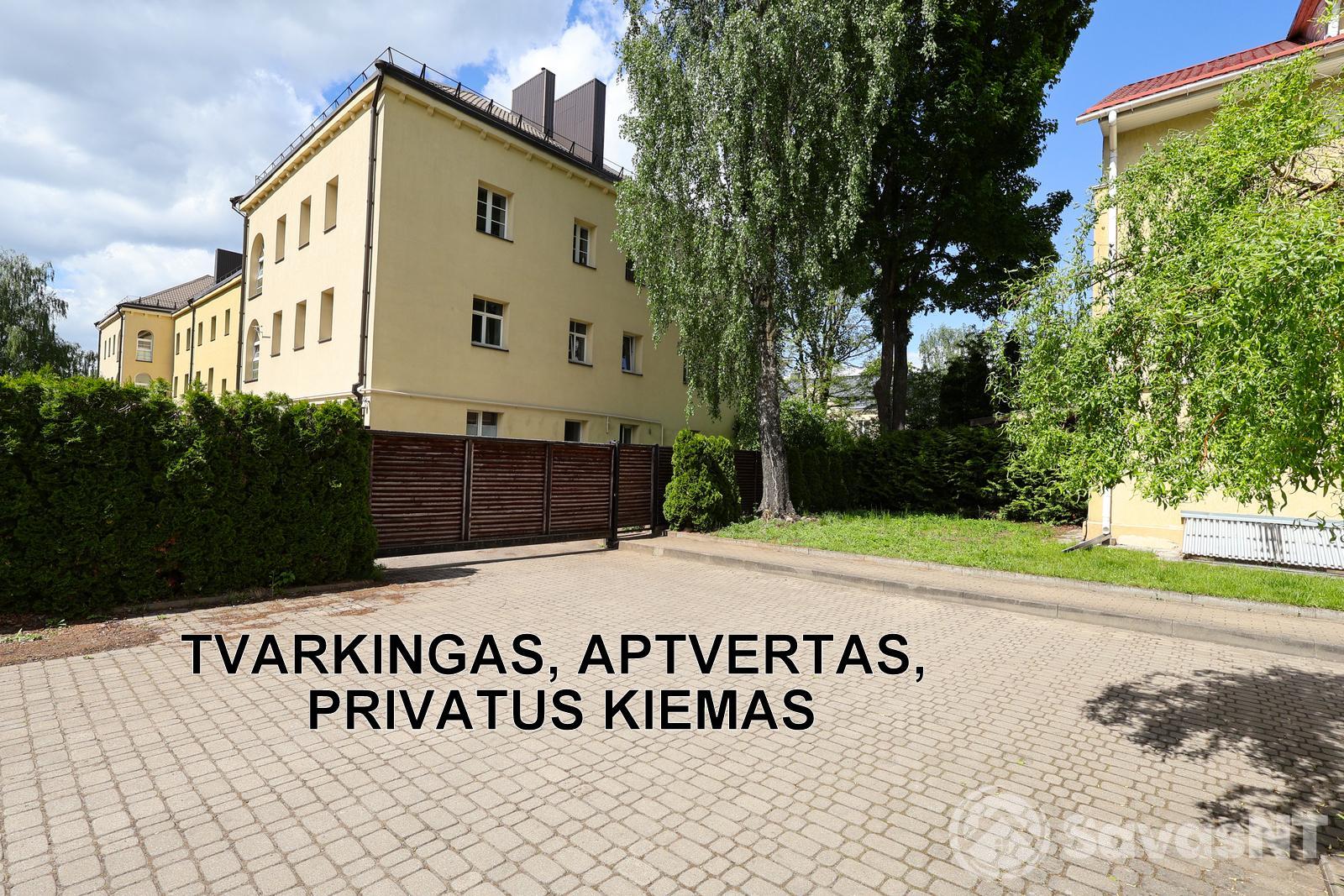 Šilo gatvėje parduodamas dviejų kambarių butas su nuosavu žemės sklypu!!!!