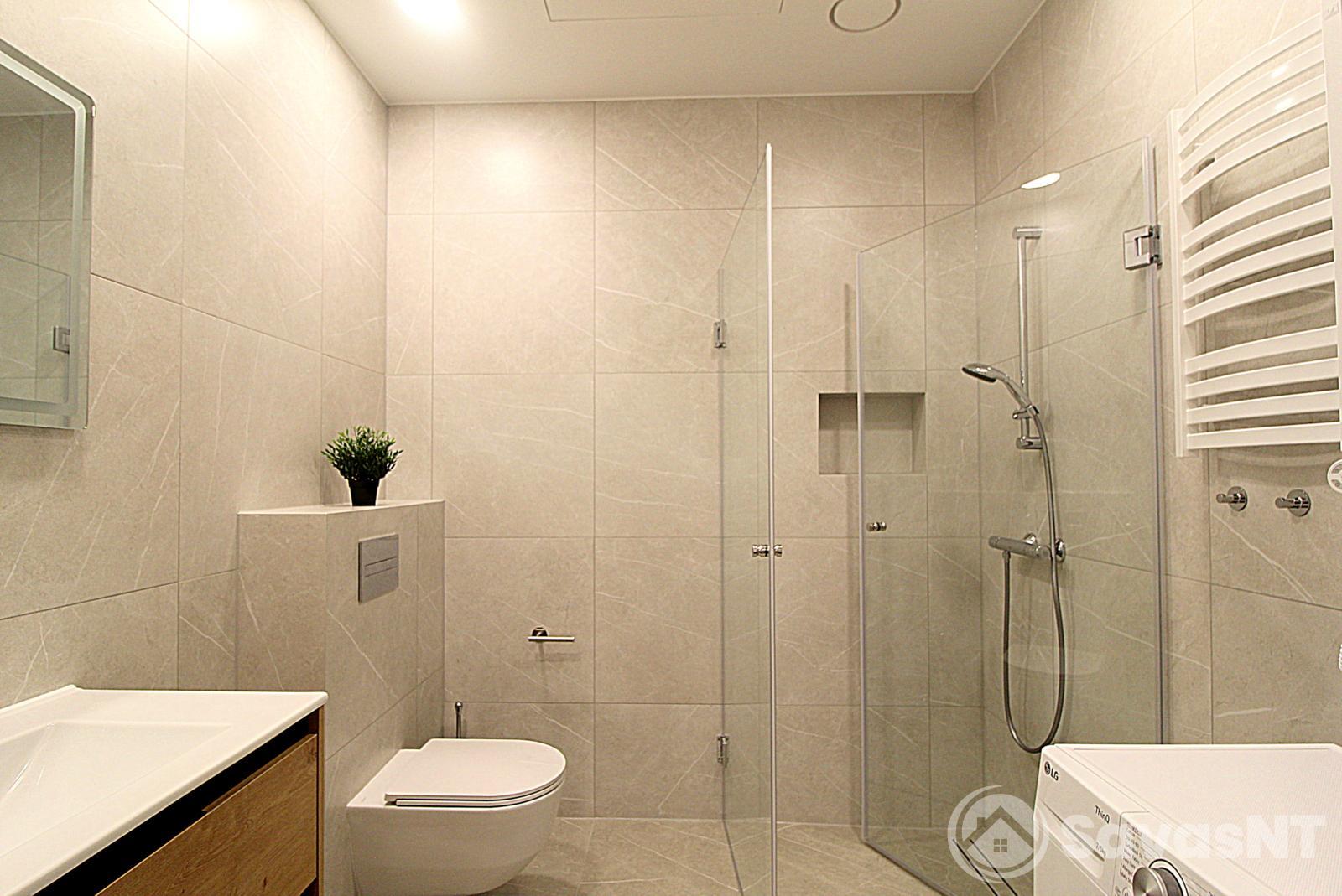 Išnuomojamas naujai įrengtas, dar negyventas 2 kambarių butas su parkavimo vieta Justiniškėse Mozūriškių g.