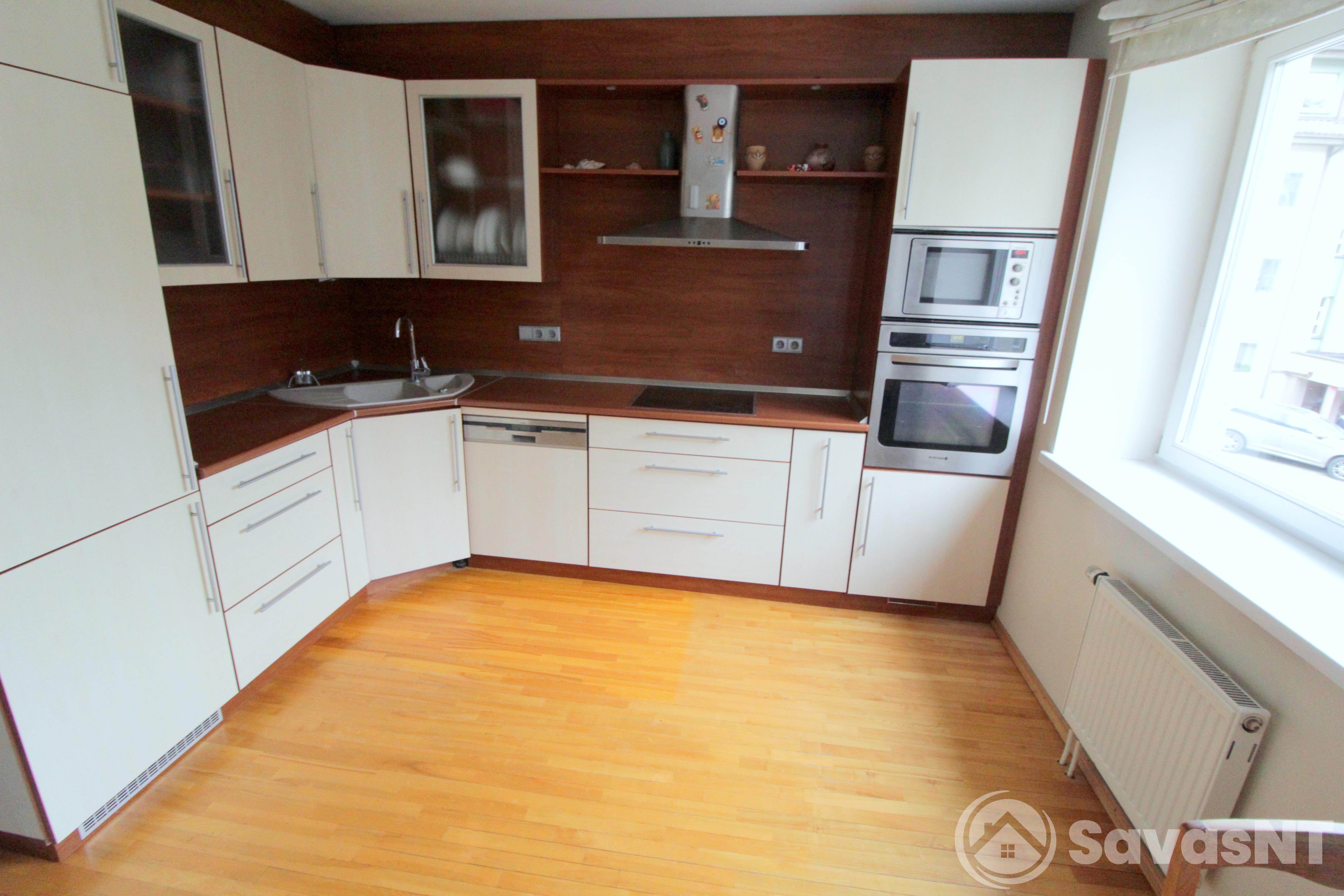 Nuomojamas dviejų kambarių butas M. Marcinkeviciaus g.