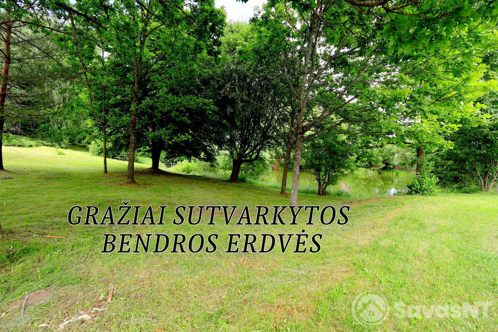 Europos parko g. parduodamas sodo namas su 5,13 arų sklypu