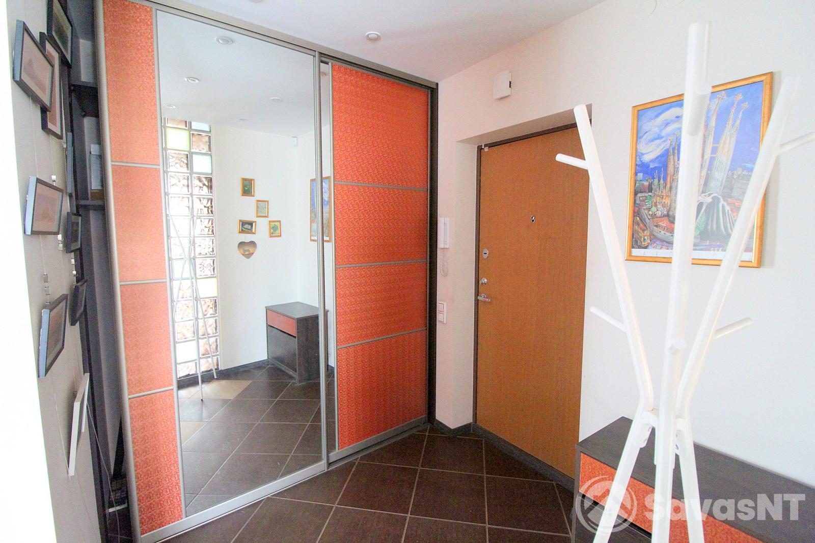 Nuomojamas išskirtinio dizaino 2k. butas, Jonažolių g. 15