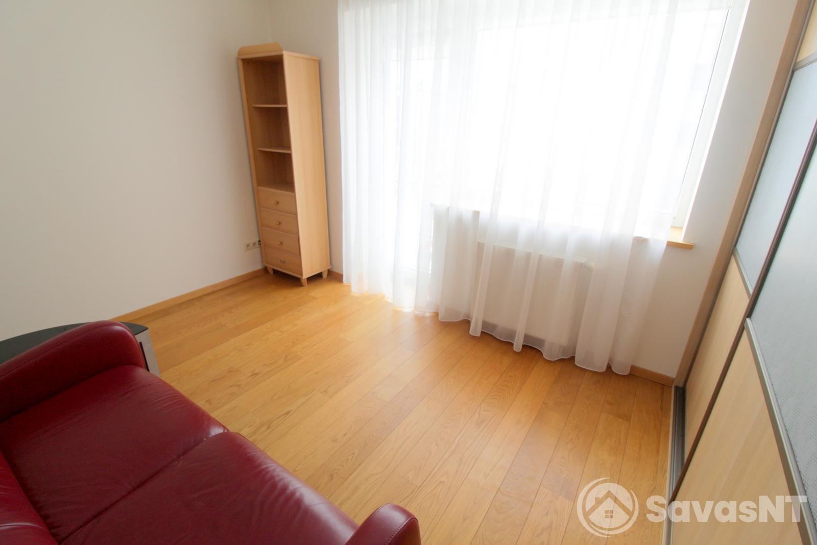 Nuomojamas 3k butas Santariškių g. 33