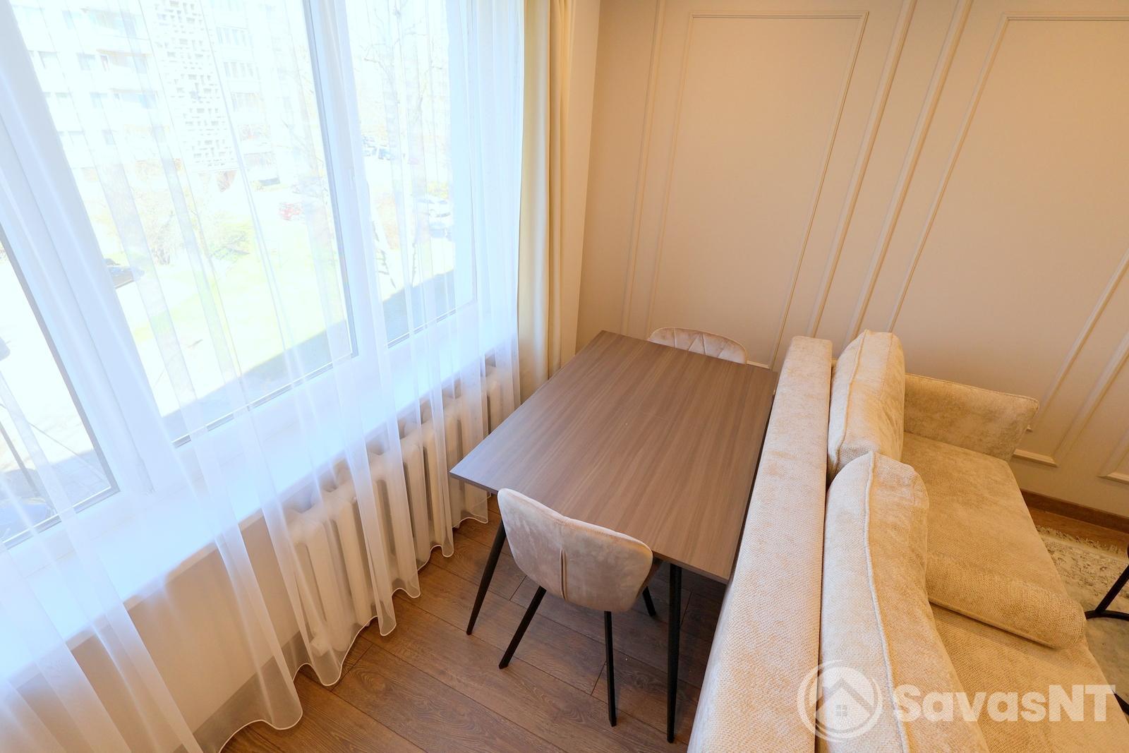 Nuomojamas JAUKUS ir ERDVUS 3 kambarių butas 52 kv.m Architektų g., Lazdynuose.