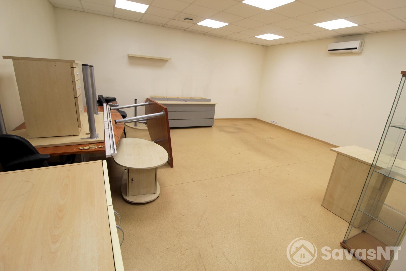 Ateities g.12 , Vilniuje, išnuomojamos 150 kv.m. ploto patalpos