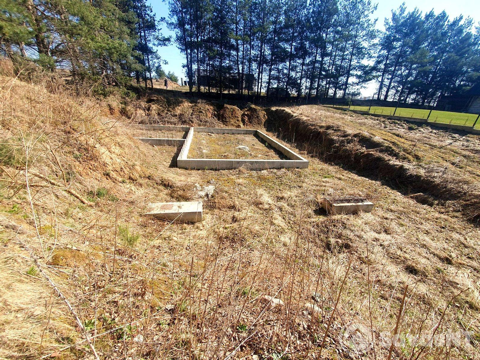 Vilniaus r. sav., Nemėžio sen., Didžiasalio k., Didžiasalio g. 6B parduodamas 12,5 ha NAMŲ VALDOS sklypas.