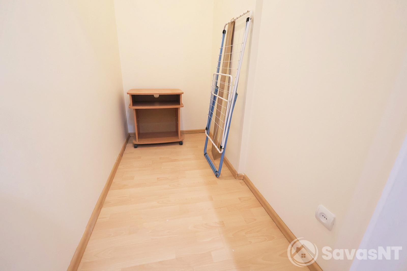 Antakalnyje, Grybo gatvėje, išnuomojamas jaukus  SUREMONTUOTAS 3  kambarių 78 kv. m. butas.