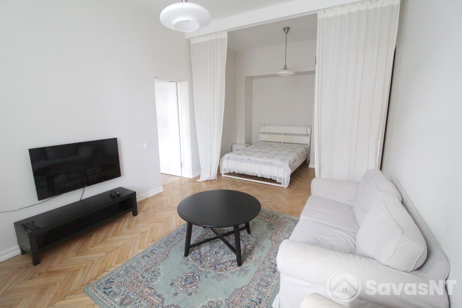 Nuomojamas jaukus SUREMONTUOTAS 2 kambarių 40 kv.m butas Mindaugo g. Naujamiestyje.