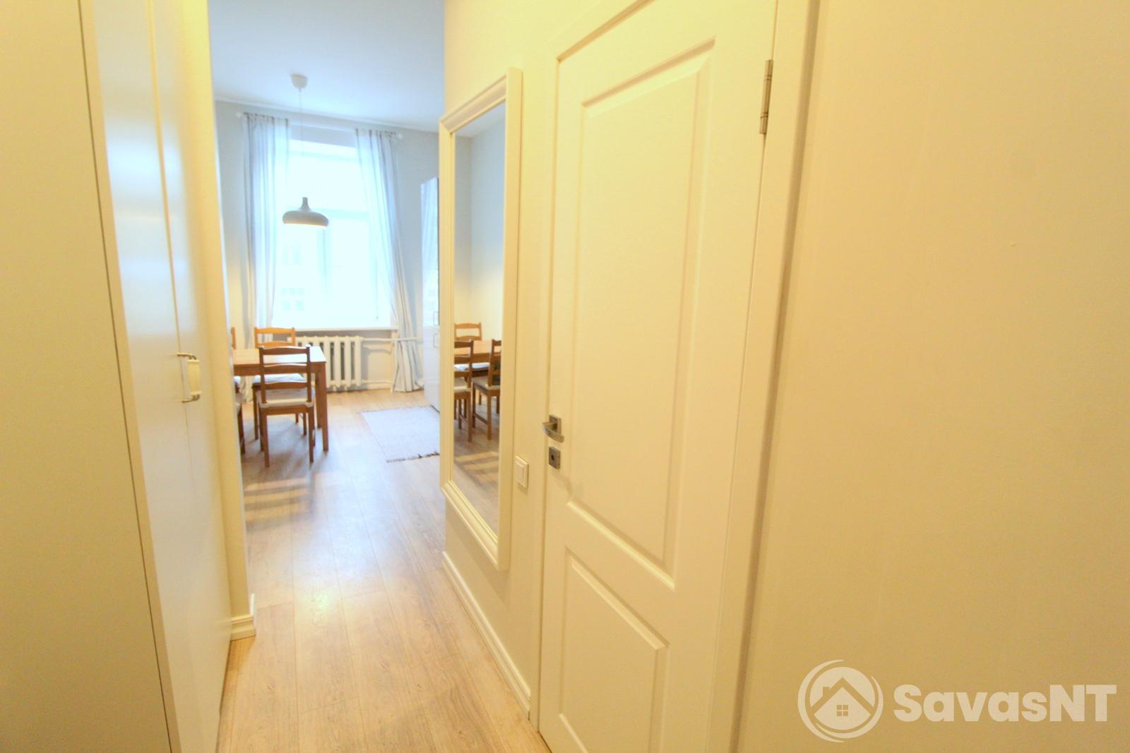 Nuomojamas jaukus SUREMONTUOTAS 2 kambarių 40 kv.m butas Mindaugo g. Naujamiestyje.