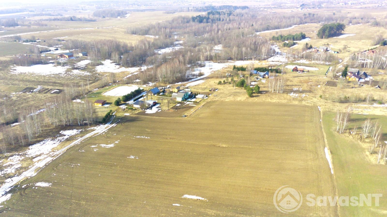 Papiškių kaime parduodamas 0,5  ha Žemės ūkio sklypas  sklypas.