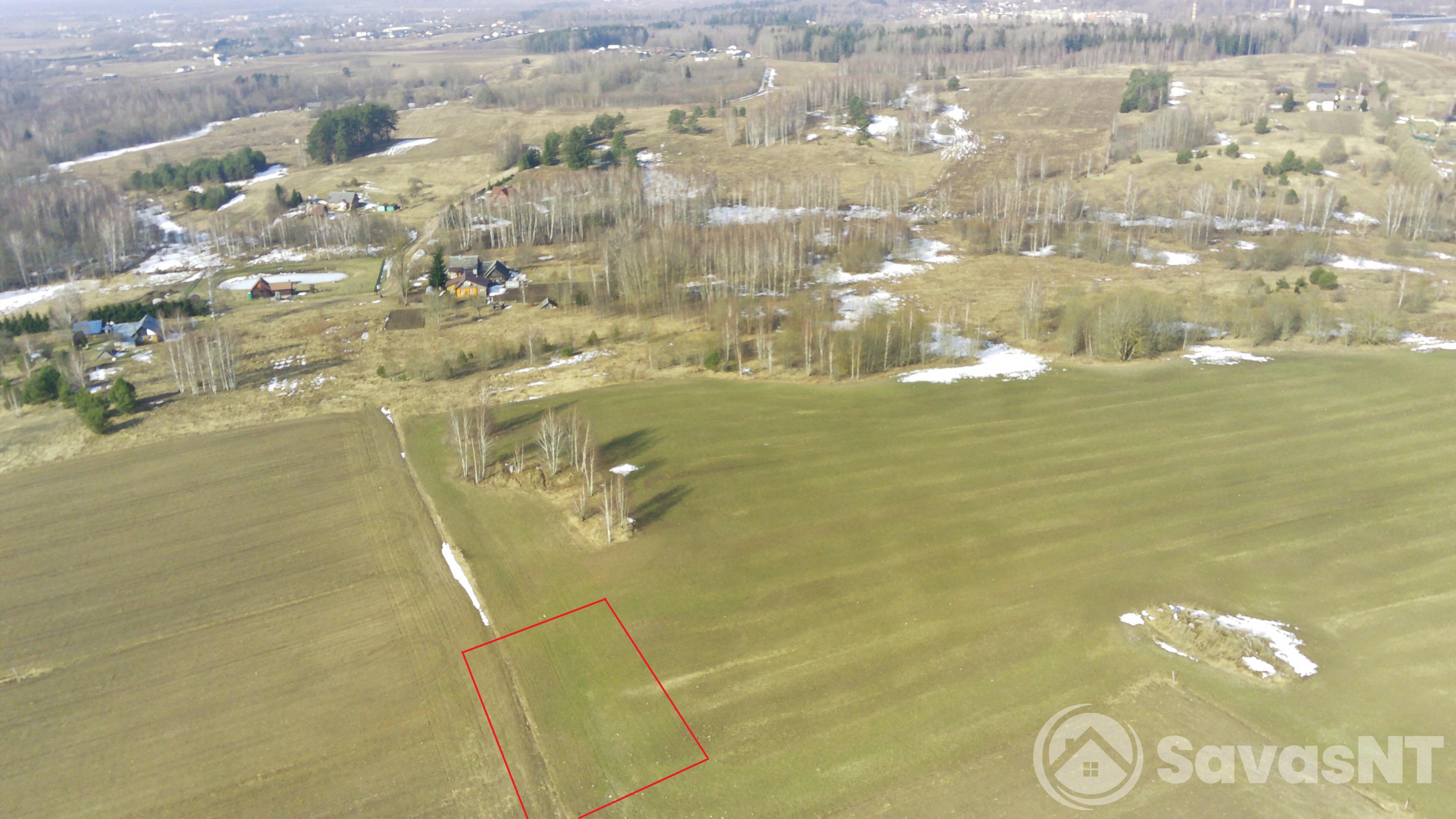 Papiškių kaime parduodamas 0,5  ha Žemės ūkio sklypas  sklypas.