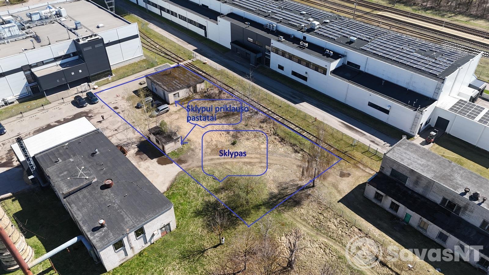 PARDUODAMAS 16,11 a PRAMONĖS IR SANDĖLIAVIMO PASKIRTIES SKLYPAS SENUOSIUOSE TRAKUOSE