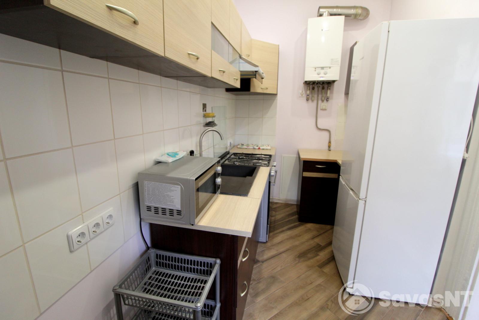 Nuomojamas ERDVUS ir JAUKUS 2 kambarių, 58 kv.m butas, viename patogiausių Vilniaus rajonų – Žvėryne, Treniotos gatvėje.