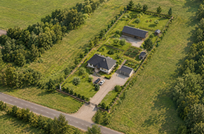 Geroje vietoje, Vaivadiškių k., Zujūnų sen. parduodamas 0,5 ha Žemės ūkio paskirties sklypas.