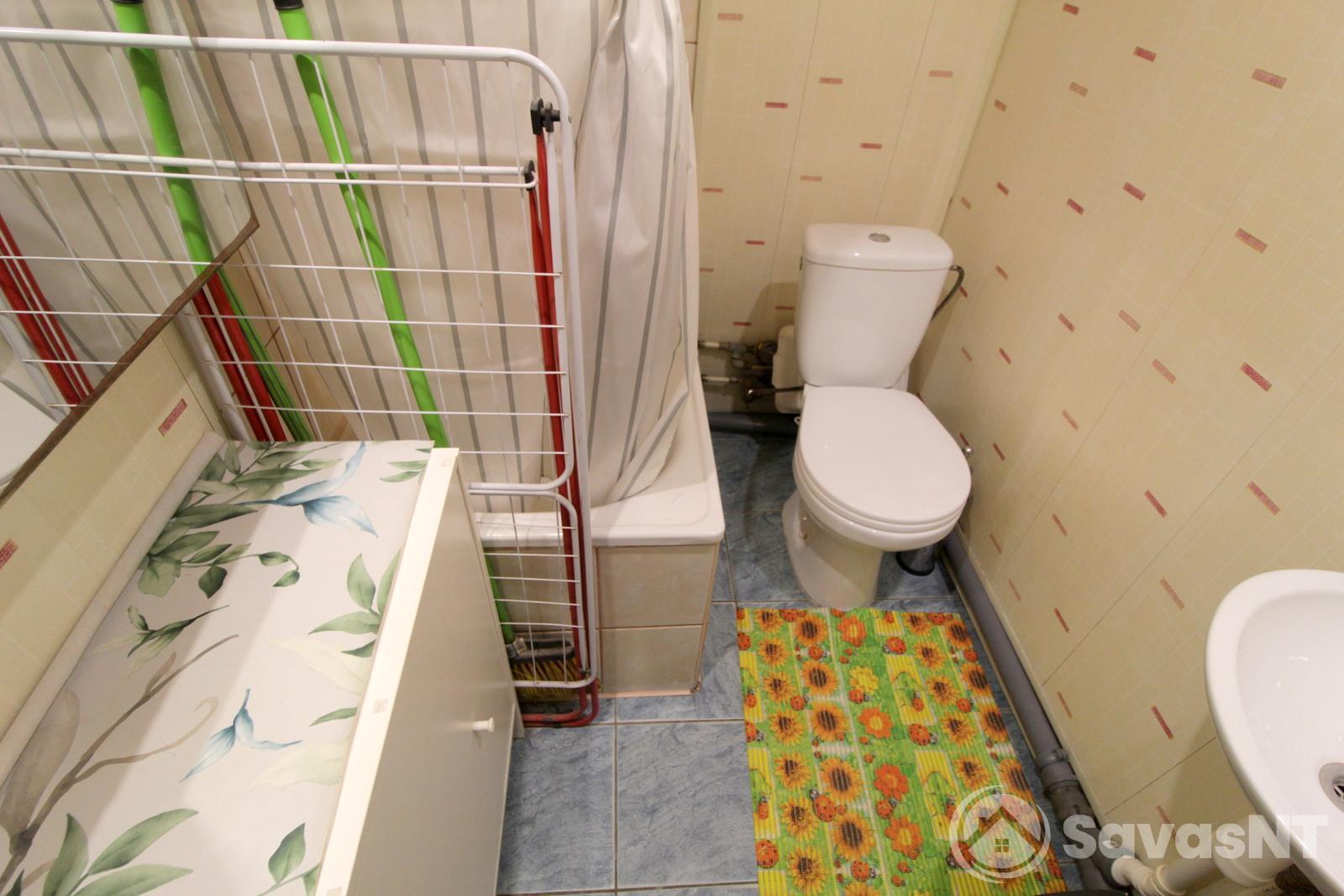 Naujamiestyje, A.Vivulskio g. nuomojamas SUREMONTUOTAS 1 kambario 19 kv.m butas.